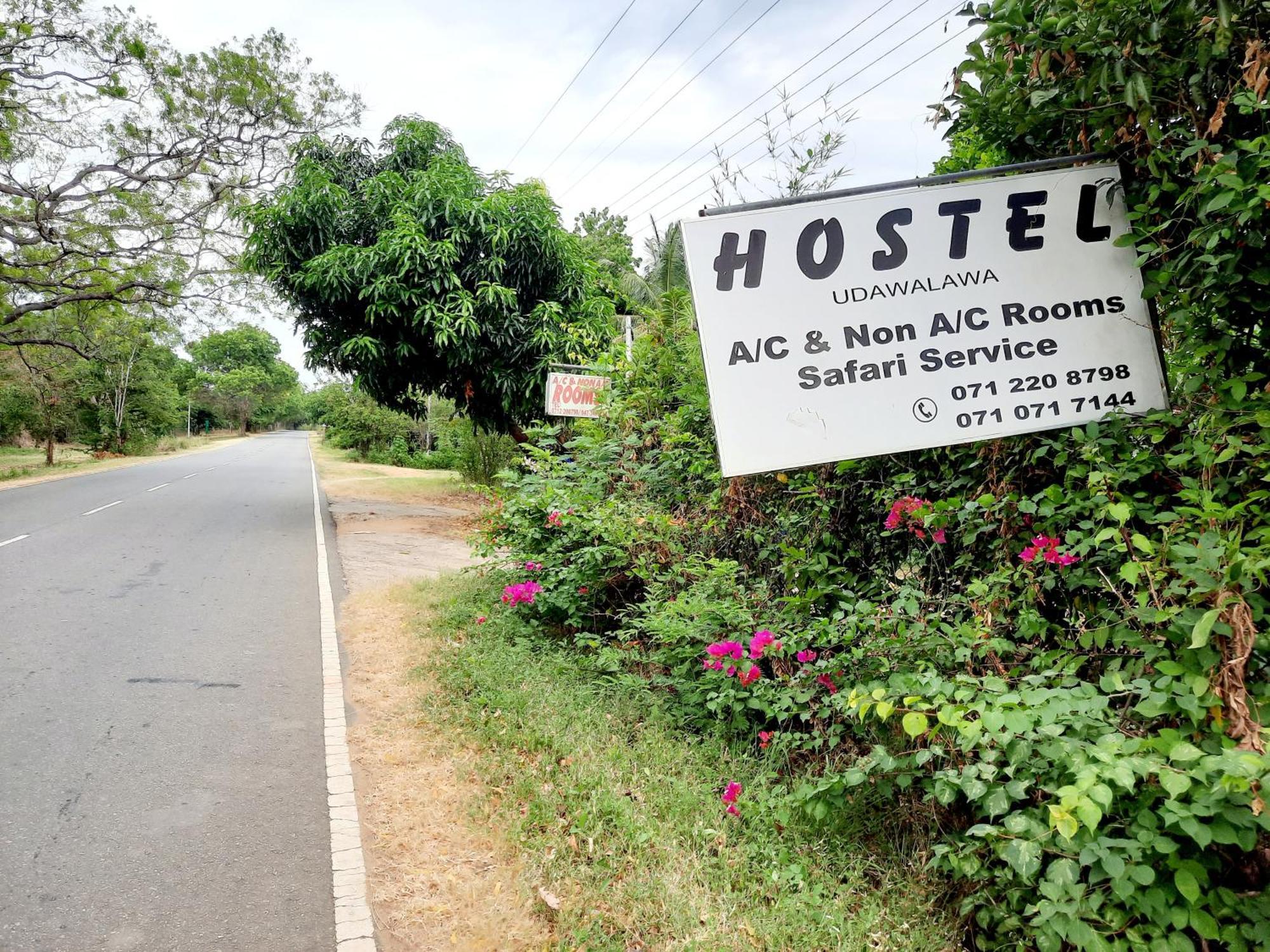 Hostel -In Front Of The National Park- Udawalawe Eksteriør bilde